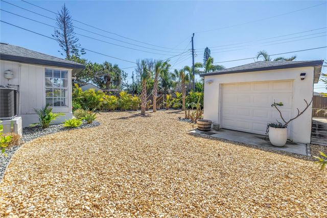 14066 MARGUERITE DRIVE, Madeira Beach, FL 33708