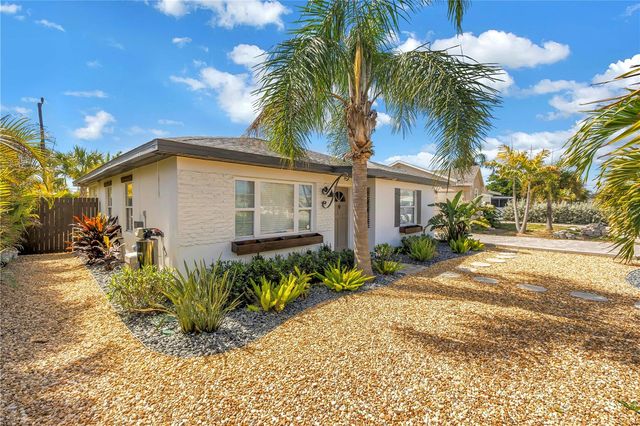 14066 MARGUERITE DRIVE, Madeira Beach, FL 33708