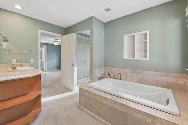 13220 Penn Avenue S, Burnsville, MN 55337