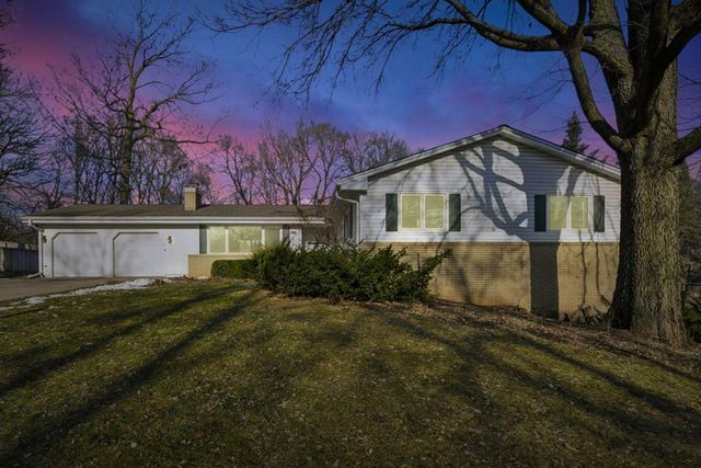 13220 Penn Avenue S, Burnsville, MN 55337