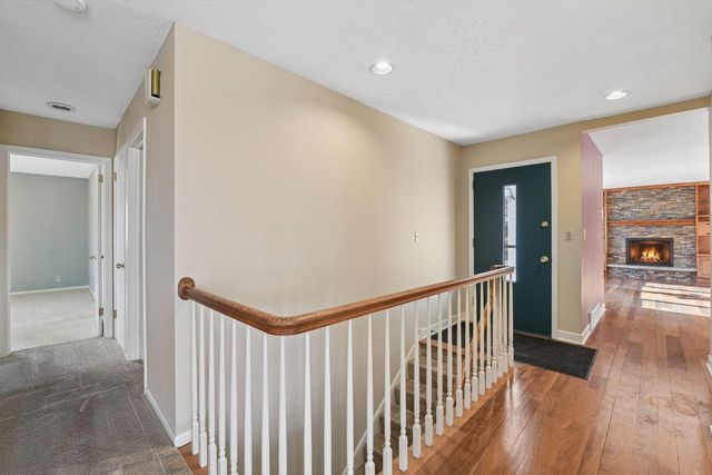 13220 Penn Avenue S, Burnsville, MN 55337