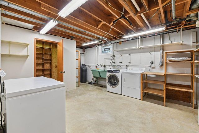 13220 Penn Avenue S, Burnsville, MN 55337