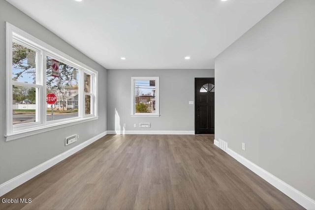 231 Mariaville Road, Rotterdam, NY 12306