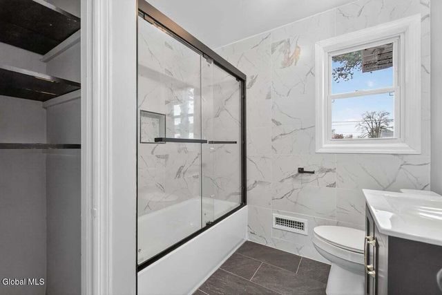 231 Mariaville Road, Rotterdam, NY 12306