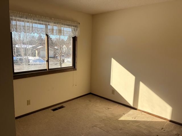 12431 Quince Street NW, Coon Rapids, MN 55448