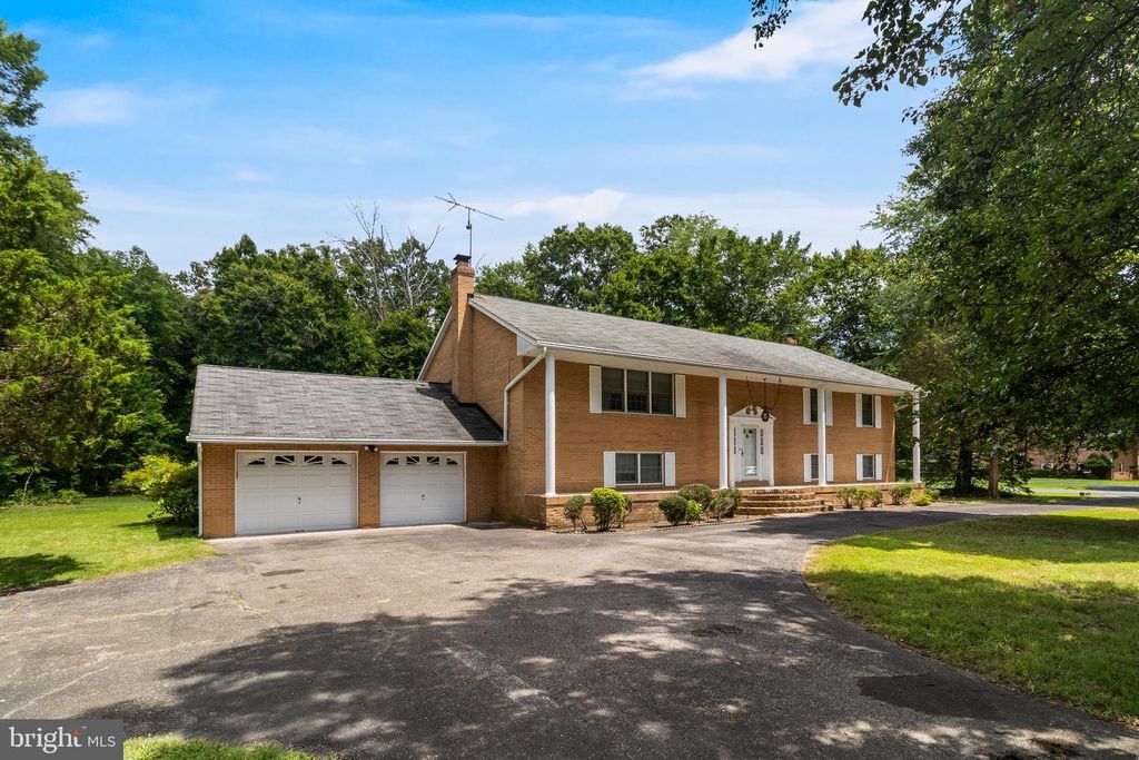4012 HANSON RD, White Plains, MD 20695