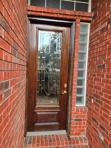 7700 Heather Ridge Court, Irving, TX 75063