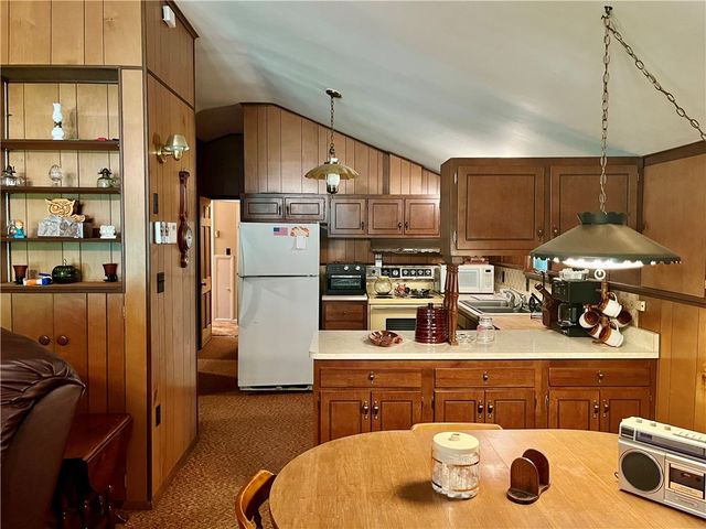 2035 West Washington Street, Bradford Town, PA 16701