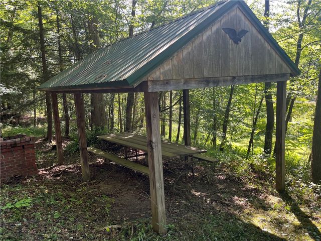 2035 West Washington Street, Bradford Town, PA 16701