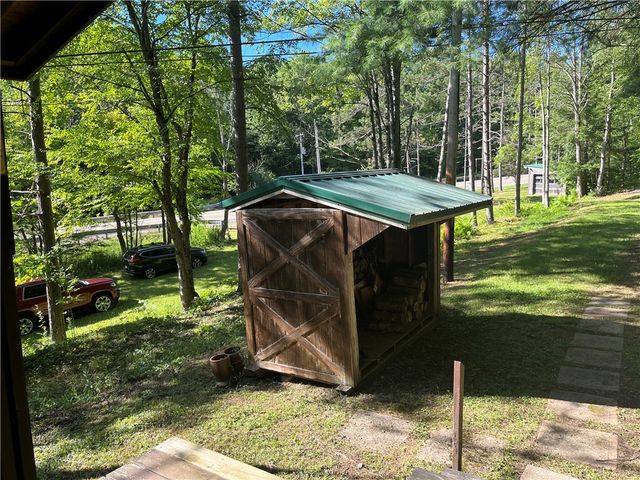 2035 West Washington Street, Bradford Town, PA 16701