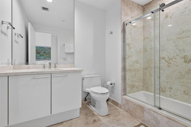 4100 Island Boulevard 1403, Aventura, FL 33160