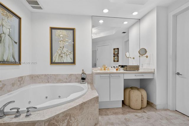 4100 Island Boulevard 1403, Aventura, FL 33160