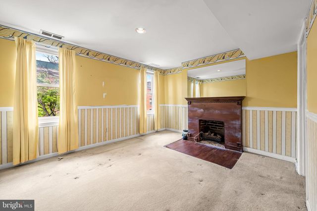 657 PORTLAND ST, Baltimore, MD 21230