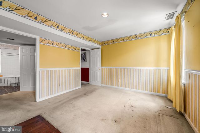 657 PORTLAND ST, Baltimore, MD 21230