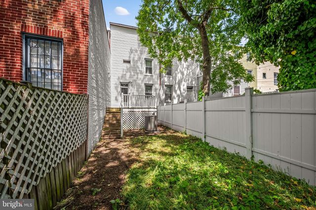 657 PORTLAND ST, Baltimore, MD 21230