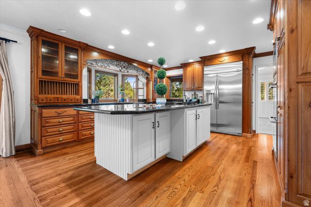 6082 BREEZE CIR, Ogden, UT 84403