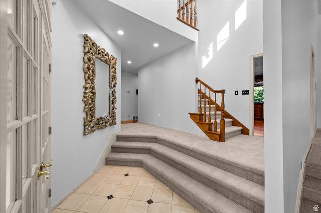 6082 BREEZE CIR, Ogden, UT 84403