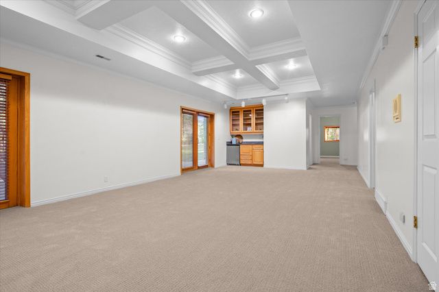 6082 BREEZE CIR, Ogden, UT 84403