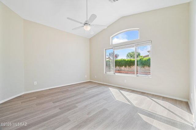 10452 E Pike Street, Tucson, AZ 85747