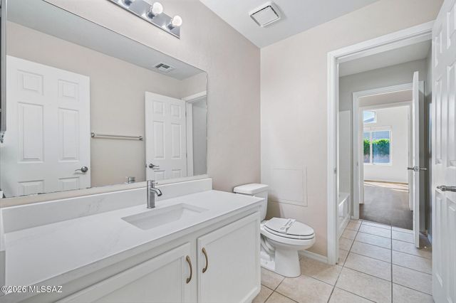 10452 E Pike Street, Tucson, AZ 85747