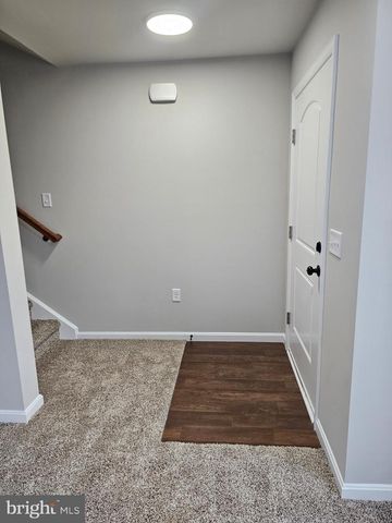 205 FAIRFAX LN, Dover, DE 19901