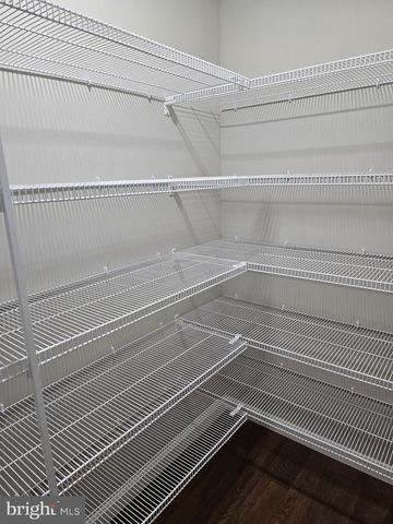 205 FAIRFAX LN, Dover, DE 19901