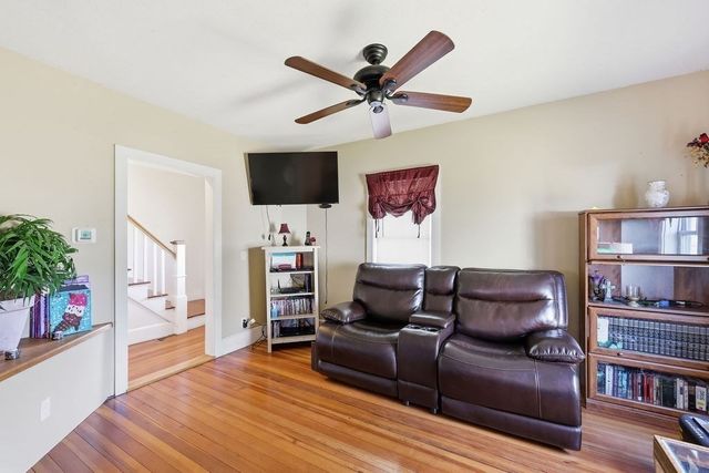 26 Paderewski Street, Chicopee, MA 01013
