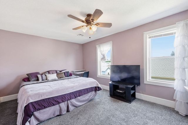 26 Paderewski Street, Chicopee, MA 01013