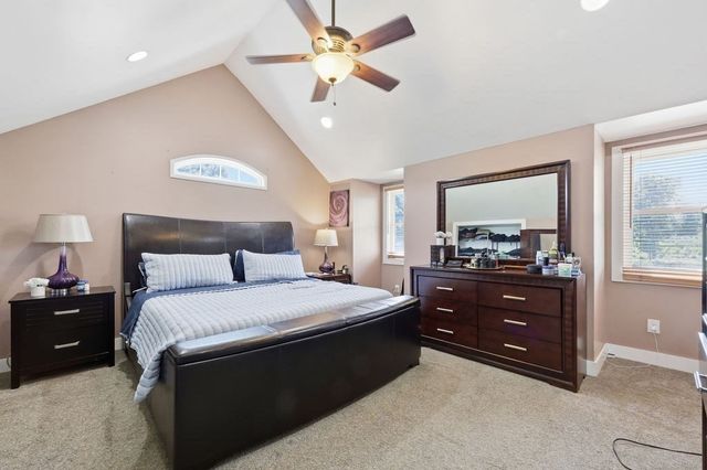 26 Paderewski Street, Chicopee, MA 01013