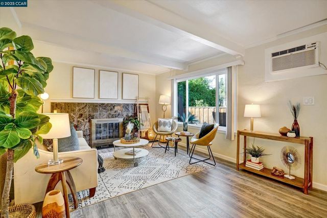 137 Diablo Ct, Pleasant Hill, CA 94523