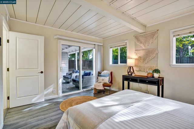 137 Diablo Ct, Pleasant Hill, CA 94523