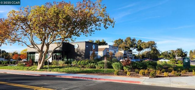 137 Diablo Ct, Pleasant Hill, CA 94523