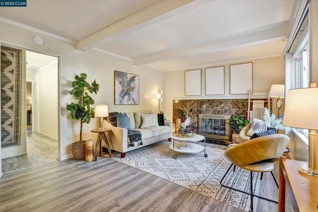 137 Diablo Ct, Pleasant Hill, CA 94523