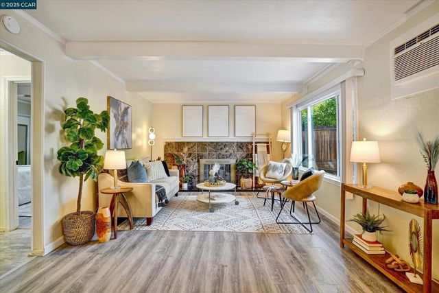 137 Diablo Ct, Pleasant Hill, CA 94523