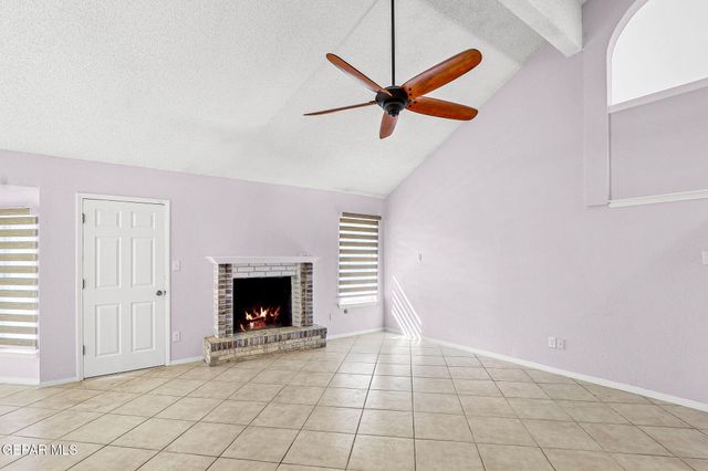 1716 WOOD QUAIL Way, El Paso, TX 79936