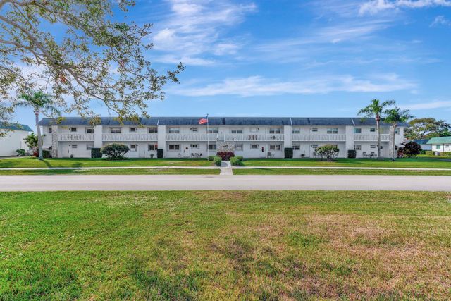 3154 Meridian Way S 2, Palm Beach Gardens, FL 33410