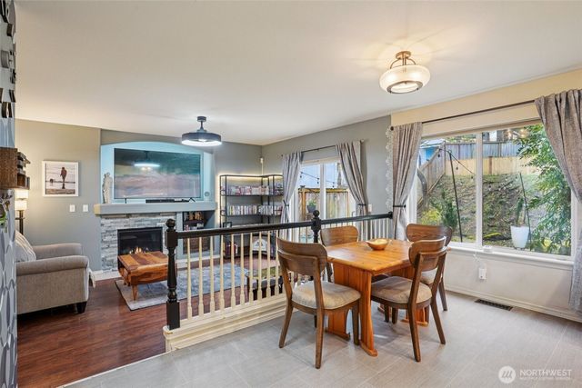 9516 173rd Street Ct E, Puyallup, WA 98375