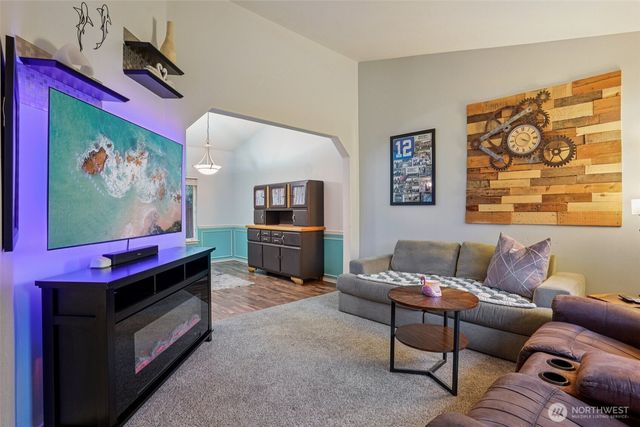 9516 173rd Street Ct E, Puyallup, WA 98375