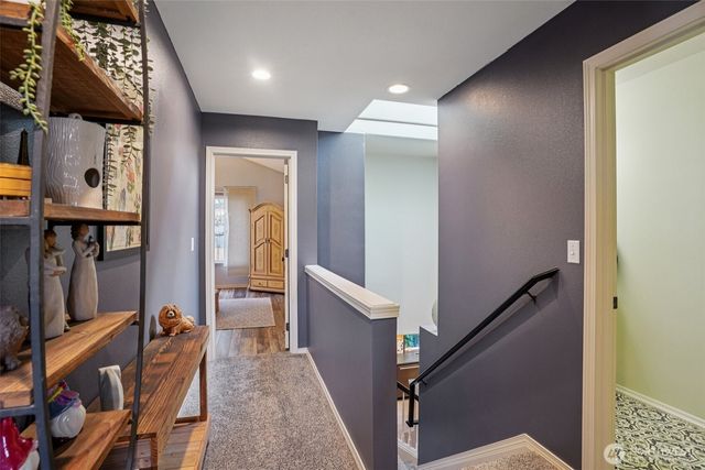 9516 173rd Street Ct E, Puyallup, WA 98375