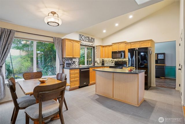 9516 173rd Street Ct E, Puyallup, WA 98375