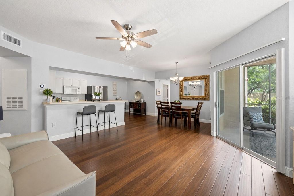 Image 4 of property listing at 5125 PALM SPRINGS BOULEVARD 13104, Tampa, FL 33647