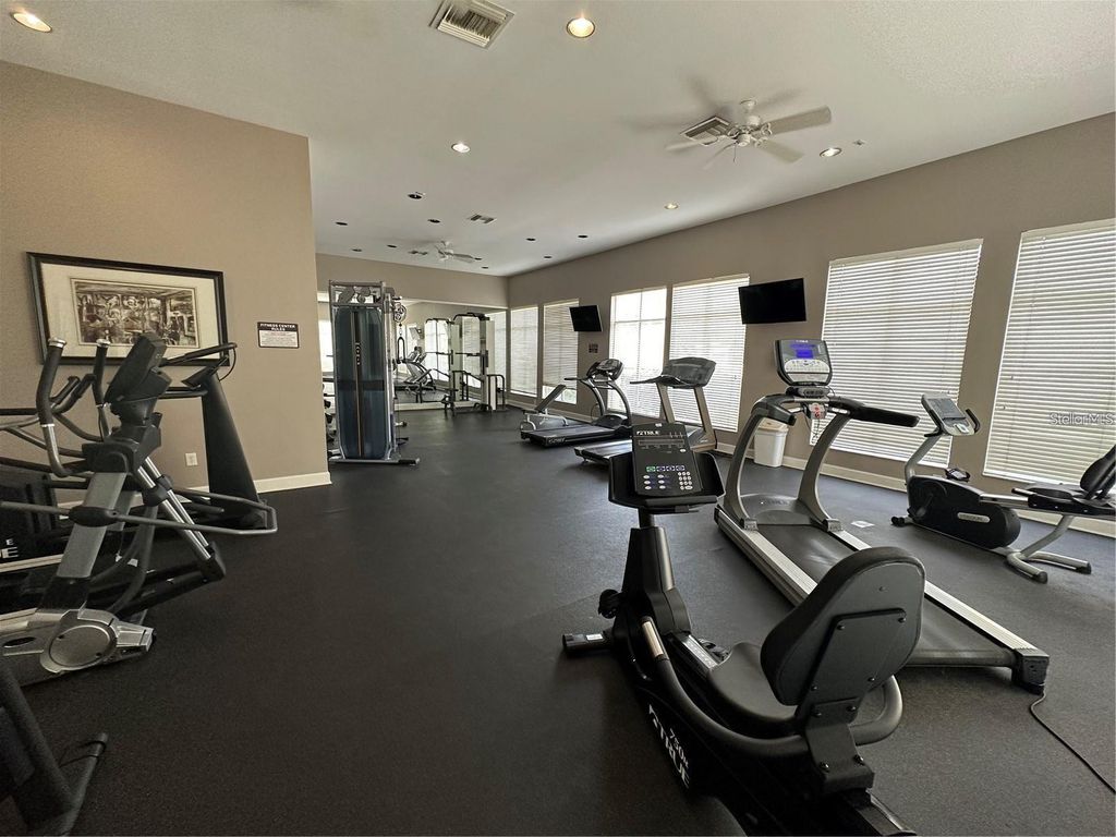 Image 40 of property listing at 5125 PALM SPRINGS BOULEVARD 13104, Tampa, FL 33647