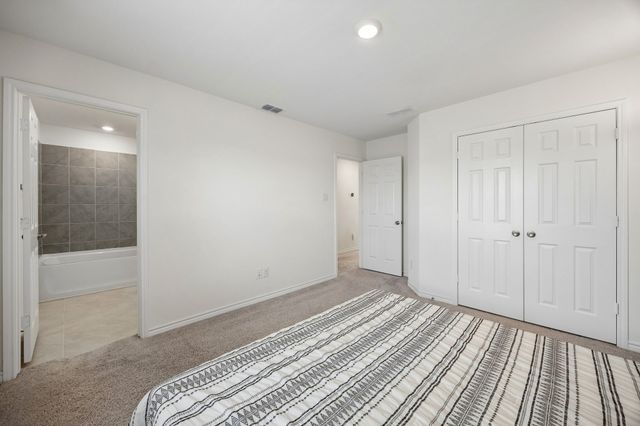 984 Brock Drive, Aubrey, TX 76227