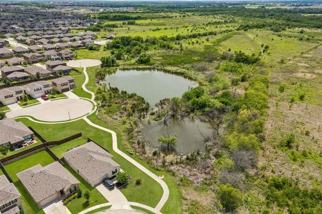 984 Brock Drive, Aubrey, TX 76227