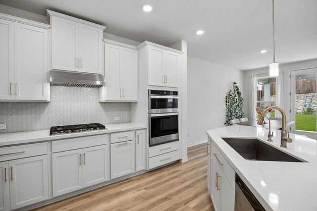 984 Brock Drive, Aubrey, TX 76227