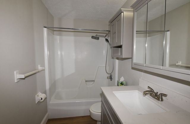 135 Grove Street 133, Rockland, MA 02370