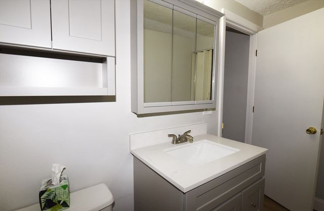 135 Grove Street 133, Rockland, MA 02370