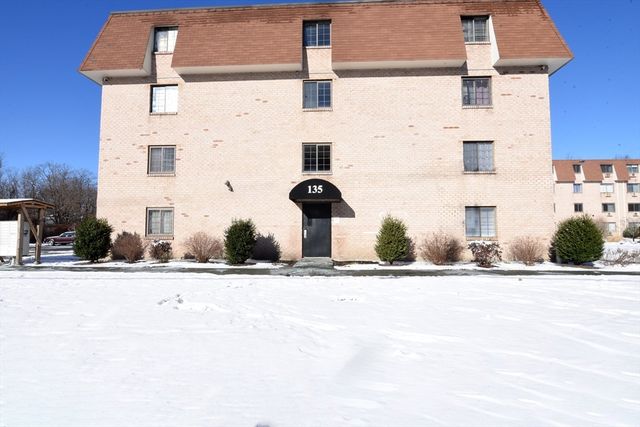 135 Grove Street 133, Rockland, MA 02370