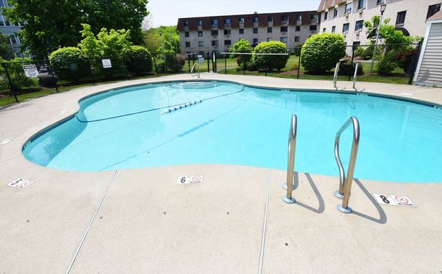 135 Grove Street 133, Rockland, MA 02370