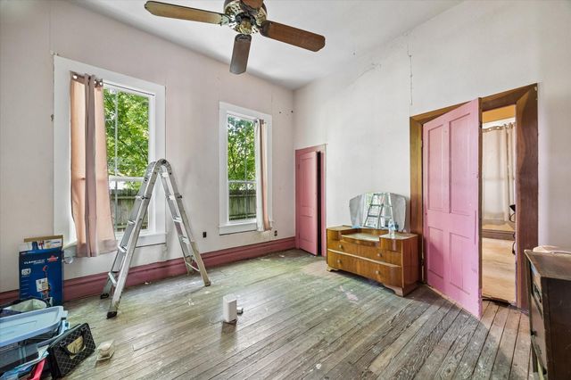 1609 Fulton Street, Houston, TX 77009